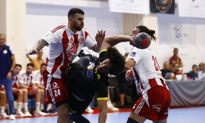 ΑΕΚ – Ολυμπιακός: Το απόλυτο ντέρμπι της Handball Premier | Οι μεταδόσεις της ημέρας (10/11)