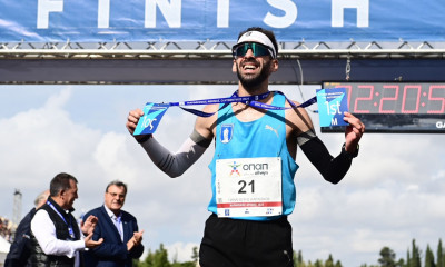 42ος Αυθεντικός Μαραθώνιος Αθήνας 2025: Ο Παναγιώτης Καραΐσκος τερμάτισε πρώτος