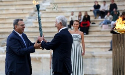 Η Ολυμπιακή Φλόγα παραδόθηκε στους διοργανωτές του «Μιλάνο-Κορτίνα 2026»
