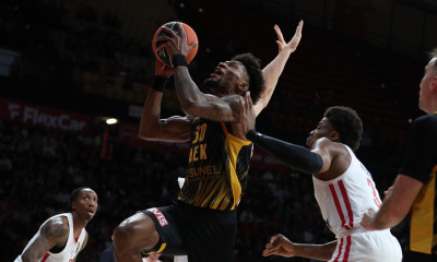 Ολυμπιακός – ΑΕΚ 100-93: Ο Σίλβα του έβαλε δύσκολα, αλλά ένα δεκάλεπτο του έφτασε!