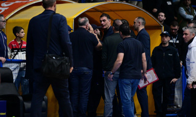 Γιώργος Μπαρτζώκας: Νέο επεισόδιο με οπαδό στο Περιστέρι - Ολυμπιακός