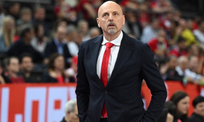 Αιχμές Ομπράντοβιτς για τη διαιτησία