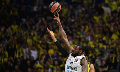 Κένεθ Φαρίντ: Ο «Manimal» που έμαθε τη ζωή έξω από το παρκέ