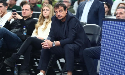 Έξαλλος ο Αταμάν: Ακύρωσε το ρεπό της Δευτέρας - «Ήταν νίκη σαν ήττα, συγχαρητήρια στον Ολυμπιακό»