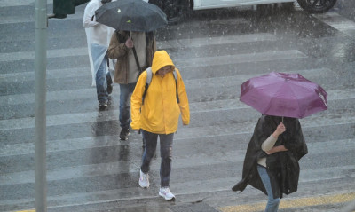 Καιρός: Με βροχές και καταιγίδες το επόμενο 24ωρο - Πού αναμένονται επικίνδυνα φαινόμενα