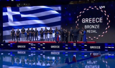 Εθνική πόλο: Η απονομή του χάλκινου μεταλλίου στην Ελλάδα - Βραβεύτηκαν Αργυρόπουλος και Κάκκαρης