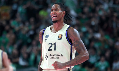 Μπαρτσελόνα: Ο Πασκουάλ επιβεβαίωσε την επιστροφή Κλάιμπερν με Ολυμπιακό