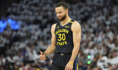 ΝΒΑ: Έγραψε ιστορία ο Κάρι (vid)