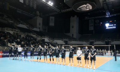 Βόλεϊ: Πρόκριση του ΠΑΟΚ στους «8» του Challenge Cup, αφιερωμένη στα 7 αδικοχαμένα «παιδιά» του