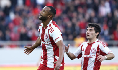 ΑΕΚ – Ολυμπιακός: Χωρίς Ελ Κααμπί, αλλά με Αντρέ Λουίζ | Η «ερυθρόλευκοι» αποστολή