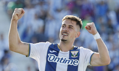 Μεταγραφές: Η Αλ Αραμπί αποχαιρέτησε τον Χάβι Ερνάντεθ που έρχεται στον Παναθηναϊκό