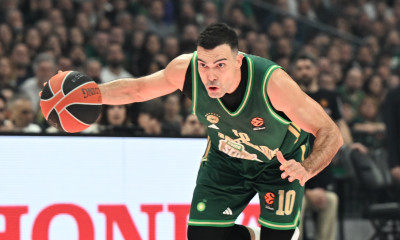 Σλούκας: «Έχω τρομερή σύνδεση με τον κόσμο»