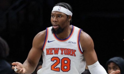 Γιαμπουσέλε: «Μ' έχουν πάρει τηλέφωνο ομάδες από την Ευρώπη - Δεν έχω υπογράψει ακόμα»