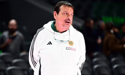 Αταμάν: «Θέλω να εστιάσω μόνο στον αγώνα με τη Φενέρμπαχτσε -Έτοιμος ο Ναν»