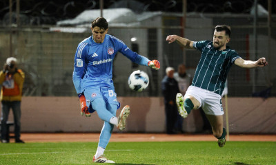 Λεβαδειακός – Ολυμπιακός: «Ρίξαμε και τις ζεμπεκιές μας...» - Το ποστ για την αποβολή του Όζμπολτ