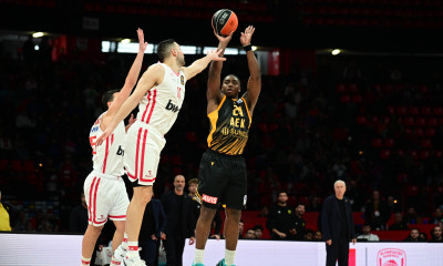 LIVE CHAT Ολυμπιακός - ΑΕΚ για τα προημιτελικά του Final 8 Κυπέλλου Ελλάδας