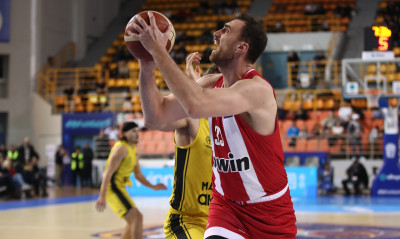 «Συναγερμός» με Μιλουτίνοφ στον Ολυμπιακό