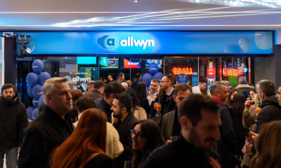 Λαμπερά εγκαίνια για το κατάστημα Allwyn στην Allwyn Arena