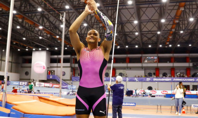 Εμμανουήλ Καραλής: «Ενώ είμαι πάρα πολύ χαρούμενος, νιώθω πως θέλω και κάτι ακόμα»