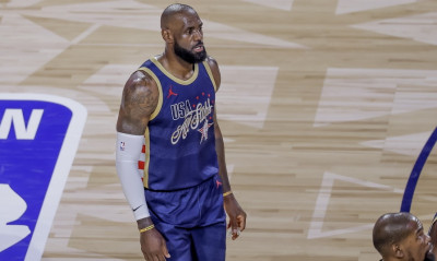 ΝΒΑ: Τρεις εύστοχες προσπάθειες μακριά από ένα ακόμη ρεκόρ ο Λεμπρόν