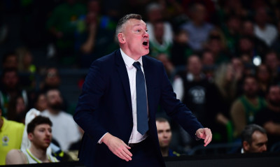 Φενέρμπαχτσε: Επέστρεψε στην Κωνσταντινούπολη ο Γιασικεβίτσιους από το Ντουμπάι