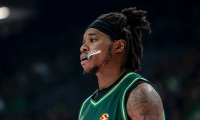 Χολμς: «Ανυπομονώ να δω τον Λεσόρ να παίζει»