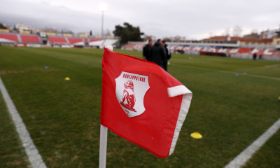 Πανσερραϊκός: «Καμπάνα» από τη FIFA – Ποινή απαγόρευσης μεταγραφών στα «λιοντάρια»