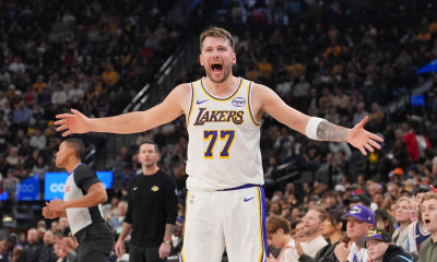 NBA: Μάγος και... 60άρης ο Ντόντσιτς, λυτρωτής ο Γουεμπανιάμα, συντριβή για Μπακς - Τα highlights