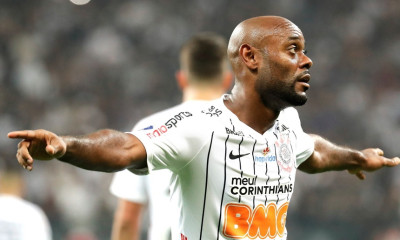 Το πήρε απόφαση: Ο Βάγκνερ Λαβ σταματά το ποδόσφαιρο