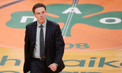 Πιτίνο: «Δεν σκέφτομαι την αποχώρηση, θέλω να μείνω στο μπάσκετ όσο μπορώ»