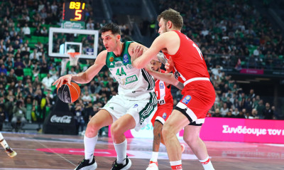 Προκλήσεις και από τον Βεζένκοφ