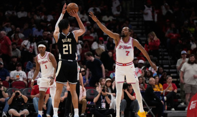 NBA: «Λύγισαν» στο τέλος οι Μπακς από Ρόκετς - Εκτός και πάλι ο Αντετοκούνμπο (vids)