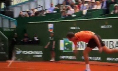 Απίστευτο ξέσπασμα Μεντβέντεφ: Δεν πήρε ούτε γκέιμ και την «πλήρωσε» η ρακέτα του - Βίντεο