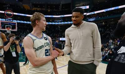 NBA: Νίκη χωρίς Γιάννη οι Μπακς, έγραψε ιστορία ο ΛεΜπρόν και μήνυμα Γουεμπανιάμα - Τα αποτελέσματα