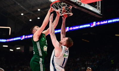 Παναθηναϊκός AKTOR: Η καρφωματάρα Ρογκαβόπουλου στα… μούτρα του Σμιτς!