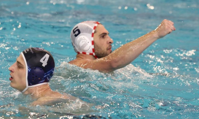 Πόλο: Ο Ολυμπιακός επικράτησε 16-15 τη Νόβι Μπέογκραντ και «βλέπει» Final 4