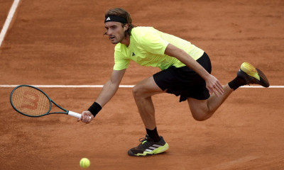 Στέφανος Τσιτσιπάς: Πρόκριση με ανατροπή στον δεύτερο γύρο της Μαδρίτης