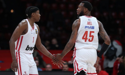 ΑΕΚ – Ολυμπιακός: Χωρίς Νιλικίνα και Χολ οι «ερυθρόλευκοι» κόντρα στην Ένωση