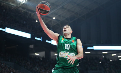 Παναθηναϊκός: Δεν παίζει με Μύκονο ο Σλούκας, «μέσα» ο Σαμοντούροβ – Οι ξένοι που έμειναν εκτός