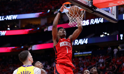 NBA Playoffs: «Ζωντανοί» οι Ρόκετς, μια νίκη μακριά από την πρόκριση Σέλτικς και Σπερς (βίντεο)