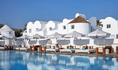 Το πλοίο θα σαλπάρει… για Σαντορίνη: Μπες στον διαγωνισμό για μια μοναδική απόδραση