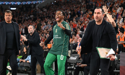 Βαλένθια - Παναθηναϊκός ΑΚΤΟR: Ένταση στον «πράσινο» πάγκο - Έπεσε αντικείμενο από την εξέδρα