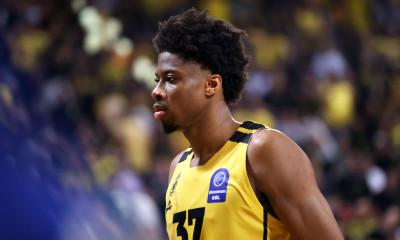 Άρης: Αμφίβολος ο Αντετοκούνμπο για το Game 3 με την ΑΕΚ