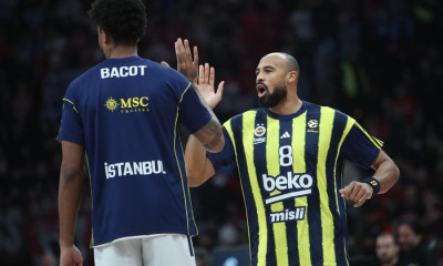 Φενέρμπαχτσε - Αναντολού Εφές 60-59: Με ήρωα τον Χόρτον-Τάκερ έκανε το 1-0 από το -18