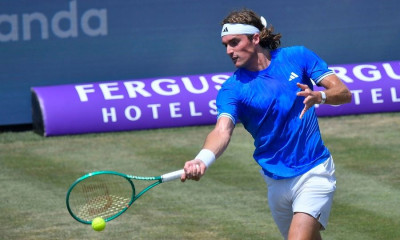 Wimbledon: Εύκολη πρόκριση στον δεύτερο γύρο για τον Τσιτσιπά