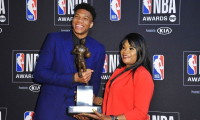 Γιάννης Αντετοκούνμπο: Το συγκινητικό μήνυμα της μητέρας του Βερόνικα μετά την παρουσίαση στο Μαϊάμι