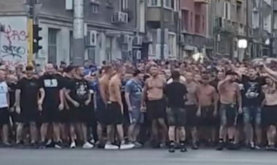 Λέφσκι Σόφιας - ΑΕΚ: Επεισόδια και δακρυγόνα πριν από τη σέντρα στη Σόφια