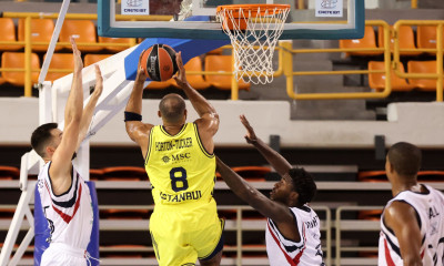 Euroleague: Η Φενέρμπαχτσε νίκησε την Αρμάνι στο Ηράκλειο – Αποχώρησε τραυματίας ο Χόρτον-Τάκερ