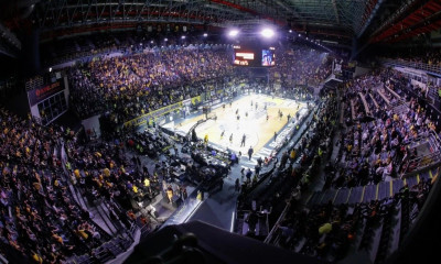 Οριστική συμφωνία Ολυμπιακού - ΑΕΚ για Sunel Arena - «Έκλεισε» Λαρεντζάκη η «Ένωση»