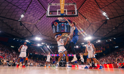 Μπαρτσελόνα - Εφές 89-82: Με Μπριθουέλα και Πάντερ πήρε την πρώτη της νίκη στη EuroLeague